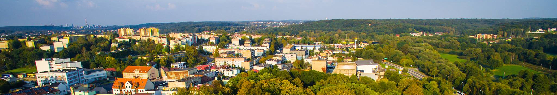 Baner top wizerunkowy Służb Komunalnych Miasta Wodzisław Śląski, zdjęcie przedstawia widok z g&oacute;ry na miasto